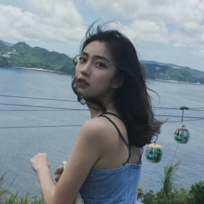 女生最新海边头像(精选18张)