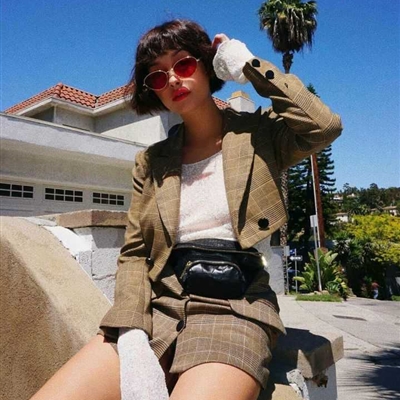 高清欧美头像女生高冷图片(24张)