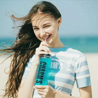 高清欧美头像女生高冷图片(24张)