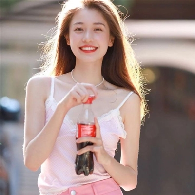 笑起来超好看的女生头像(23张)