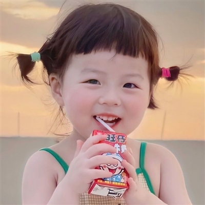 笑起来超好看的女生头像(23张)