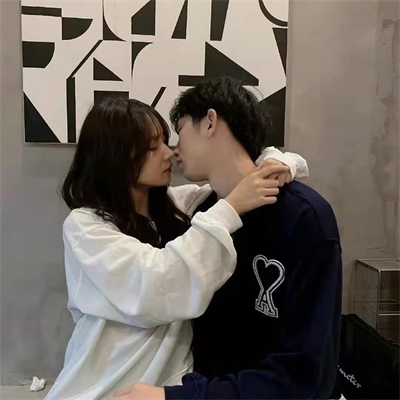 高清唯美情侣头像一对两张图片(精选22张)
