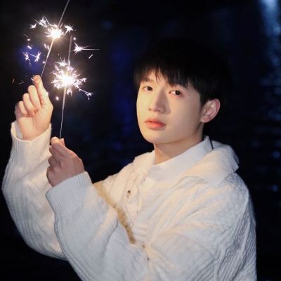 2023男生头像冷酷帅气真人图片(共22张)