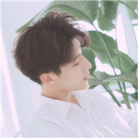 小清新白衬衫男生头像图片(22张)