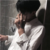 小清新白衬衫男生头像图片(22张)