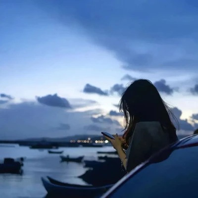 2023简单大方有气质女生微信头像(共22张)