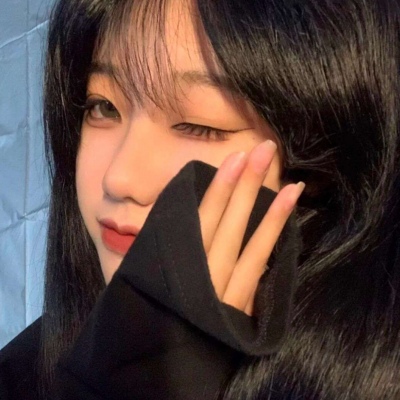 优质高级的长发简约个性女生头像(优选22张)