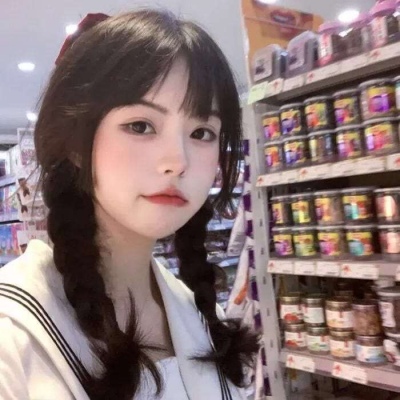 优质高级的长发简约个性女生头像(优选22张)