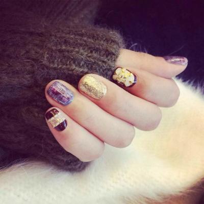 爱做美甲的女生可爱头像(精选20张)