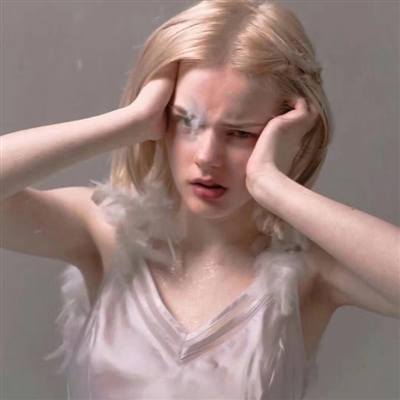 欧美女生个性头像(共20张)