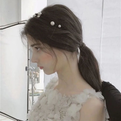 欧美女生个性头像(共20张)