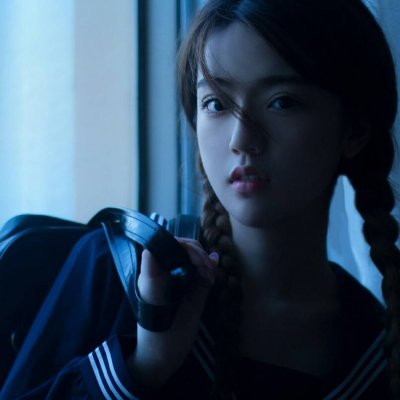 高清好看的清新干净蓝色系女生头像图片(精选18张)