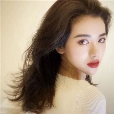 酷酷的伤感女头像(16张)