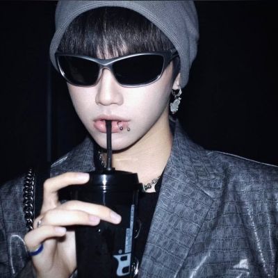 大方干净氛围男头合集(共16张)