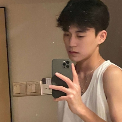 2023年最好看的头像男生帅气图片(18张)