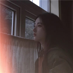 女生个性好看的侧脸扣扣头像(16张)