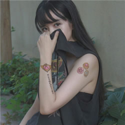 女生个性好看的侧脸扣扣头像(16张)