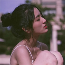 女生个性好看的侧脸扣扣头像(16张)