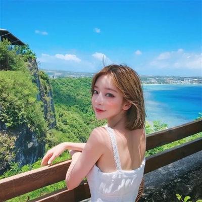 唯美意境风格女生qq头像(16张)