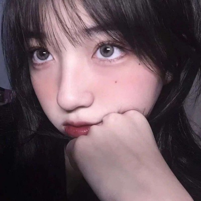 女生头像真人高清图片(18张)