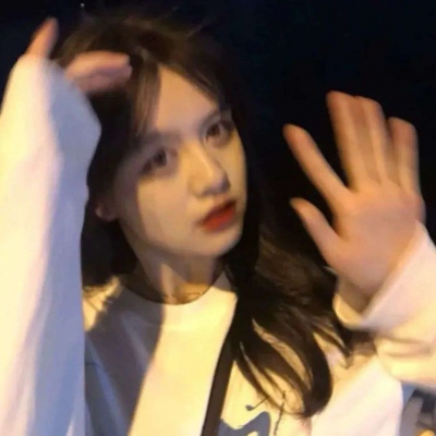 女生头像真人高清图片(18张)