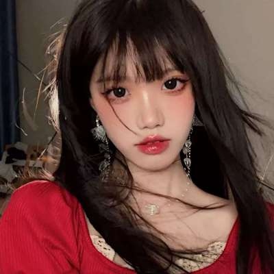 女生头像真人高清图片(18张)