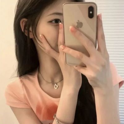 最火最潮女生头像(20张)