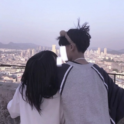 抖音最火的情侣头像一人一半(优选20张)