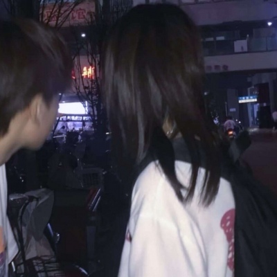 抖音最火的情侣头像一人一半(优选20张)