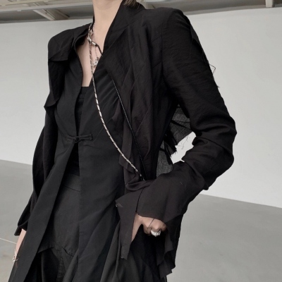 高冷成熟御姐头像真人不看镜头(精选20张)