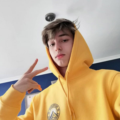 简单大方阳光温暖的男生头像(精选20张)