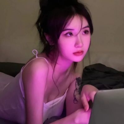 高级感不俗气的情侣头像(共18张)