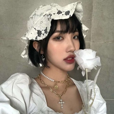 帅哥靓女混合头像(共20张)