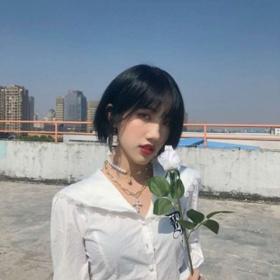 帅哥靓女混合头像(共20张)