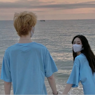 2023最潮最火情侣头像(20张)