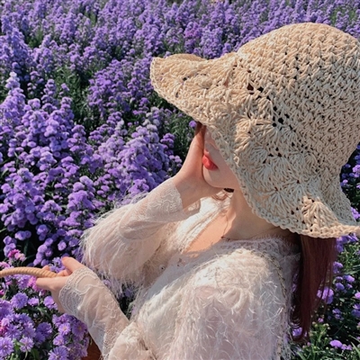 2023唯美意境的qq女生头像(22张)