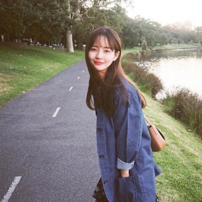 女生文艺范的微信高清头像(精选21张)