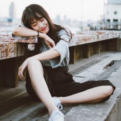 女生文艺范的微信高清头像(精选21张)