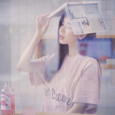 女生文艺范的微信高清头像(精选21张)