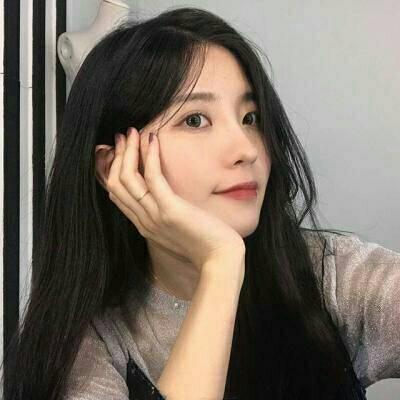 女生酷酷的图片头像(优选22张)