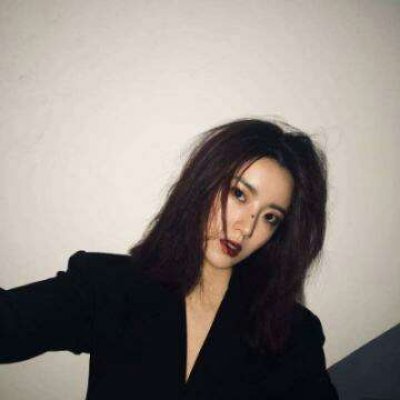 qq头像女生伤感孤独头像图片(精选22张)