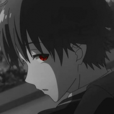 二次元禁欲系男生头像(精选20张)