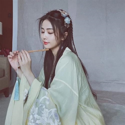 漂亮的神仙颜值优质网络女神头像图片(22张)