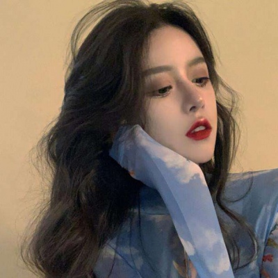 女生头像气质高级女神范高清图片(共20张)