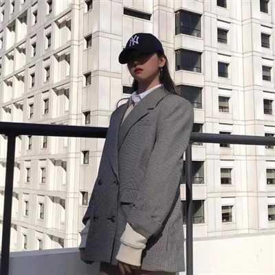 2023高冷情侣头像一男一女图片(优选20张)