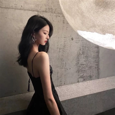 高清漂亮好看的头像酷女生现代图片(22张)