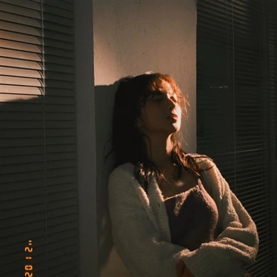 高清漂亮好看的头像酷女生现代图片(22张)