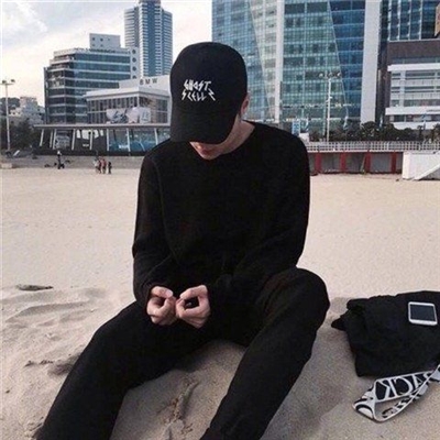 2023帅气成熟男人头像图片(精选20张)