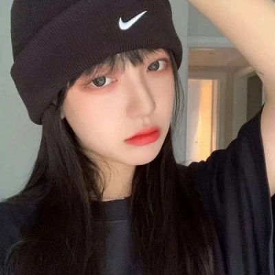 2023年女生高清头像图片(22张)