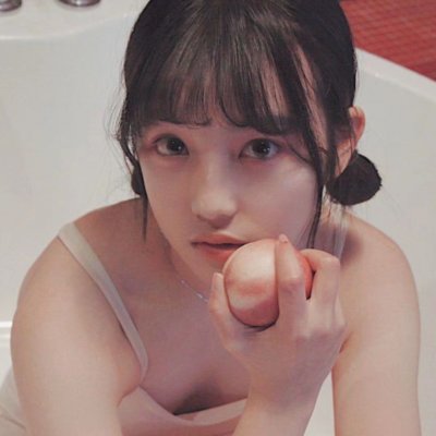 高清暖色调的治愈系头像女生图片(精选20张)